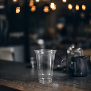 Tazas de plástico PP/PET desechables de pared simple directas de fábrica de Vietnam, MOQ bajo de tamaño de 95mm para bebidas calientes/frías para café helado - Product Image 2