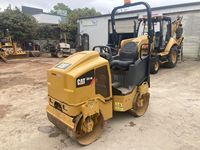 Caterpillar CB14B Compacteurs à tambour lisse Rouleau compresseur Caterpillar