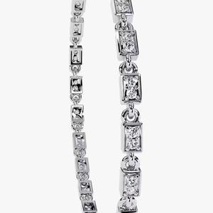 สร้อยข้อมือเพชรโมอิสสีขาวและสง่างาม18K สำหรับผู้หญิง - Product Image 1