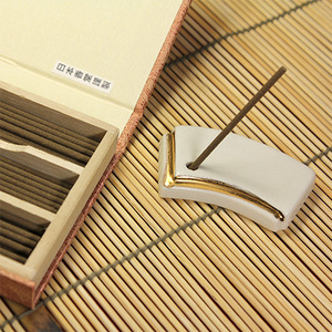 Kyara Taikan - Juego de 45 Varillas de Incienso Aromático de Sándalo Japonés - Product Image 3