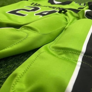 Ensemble de vêtements de sport Uniformes de football américain minces respirants à séchage rapide pour adultes 100% maillot en polyester - Product Image 4