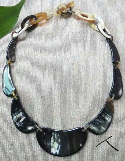 ตามที่แสดง