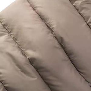 Service OEM de haute qualité Veste matelassée pour homme sur mesure de haute qualité Nouvelle conception 2025 Veste matelassée pour homme Fabriquée au Pakistan - Product Image 6