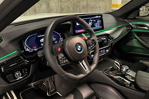 แพ็คเกจ M5 Competition ปี 2021 ไมล์น้อย เครื่องยนต์เสียงดี เกียร์สมบูรณ์ หลังคาซันรูฟแบบพาโนรามา ไฟหน้า LED พร้อมส่ง - Product Image 2