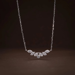 Collier pendentif en diamant de laboratoire de coupe marquise certifié IGI de luxe avec or 14 carats, bijoux minimalistes en diamant de laboratoire à bas prix - Product Image 1
