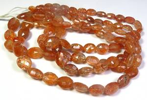 ลูกปัดพลอยซันสโตนธรรมชาติคุณภาพสูง ขนาด 18 นิ้ว รูปทรงรีเหลี่ยมเพชรพลอย สีส้ม ขนาด 6-12 มม. ความเงางามสูง แบบไดโครอิก พลอยแอฟริกัน แบบเม็ดเดี่ยว - Product Image 6