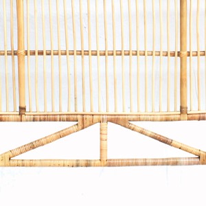 Cabecero de diseño de ondas hecho a mano Premium más vendido Precio adicional BedHead Disponibilidad al por mayor Muebles de dormitorio hechos de ratán - Product Image 5