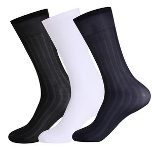 Traje Formal de Negocios para Hombre, Delgado, con Rayas Anchas Negras, de Alta Gama, Medias Largas - Product Image 4