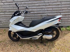 มอเตอร์ไซค์ PCX125 125 ซีซี ปี 2016 - Product Image 1