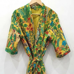 Bata Kantha de algodón verde de doble capa para mujer con bolsillos y cinturón Kimono de retazos Kantha hecho a mano estilo dulce - Product Image 1