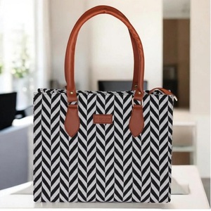 Haute qualité 390GSM Jacquard tissu Poly coton noir blanc géométrique fil teint tissé pour sac dos coussin rigide garçons vêtements - Product Image 1