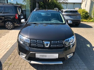 2021 <span class=keywords><strong>Dacia</strong></span> Sandero Stepway Comfort Tce 100 ECO-G Hatchback R18 pneumatici cambio automatico in pelle sedili scuro Robeta mano sinistra - Product Image 4