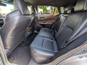 2023 T o y o t a V e n z a XLE coche limpio - Product Image 2