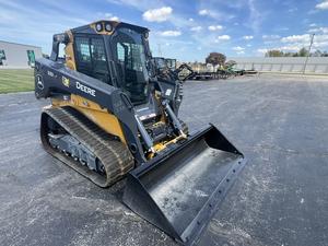 Chargeuse compacte sur chenilles John Deere 325G - Alimentée à l'essence, capacité de la benne de 5,1 m³, moteur Kohler, faible consommation de carburant, à vendre - Product Image 4