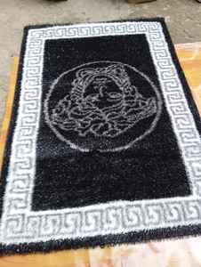 Alfombra peluda americana Alfombra con patrón abstracto de la mejor calidad Lavable Reversible para uso doméstico para adolescentes Hecho de seda de poliéster - Product Image 2