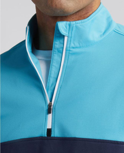 . Chemise quart de zip de golf toutes saisons conçue pour les joueurs qui veulent souplesse, style et confort dans un respirant - Product Image 3