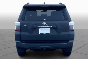 Toyota 4Runner SR5 Premium 4WD 2024 Usada de Buena Calidad - Lista para Enviar - Product Image 3