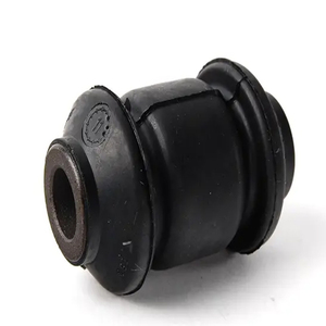 Casquillo delantero WISHBONE 357407182 hecho en fábrica para almohadillas de montaje de motor de goma de repuesto AUUDII y montaje de suspensión - Product Image 1