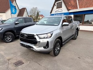 Hilux SUV 2024 Gasolina/Automático, Motor 4.1-6L, Emisión Euro II, 75001-100000 Millas - Product Image 2