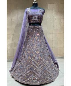 Robe pakistanaise pour femmes, style lehenga choli, avec travail de perles, chemisier brodé de luxe, matière en coton, tenue de fête de mariage, en stock - Product Image 5