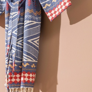 Peignoirs en gros - Kimono tribal bleu marine et rouge 100% coton turc, fournisseur OEM pour hôtels, spas et centres de villégiature - Product Image 3