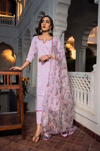 Ensemble Kurta Pant Dupatta en coton mélangé pour femmes Lavender Kurta droit et pantalon avec dupatta en organza Robe décontractée - Product Image 5