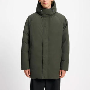 Chaqueta Parka Personalizable para Hombre con Aislamiento Térmico para Invierno, Núcleo Acolchado Suave al Tacto, Cierre Frontal Resistente y Soluciones OEM y ODM - Product Image 3