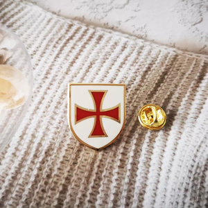 Insignia de Pin de solapa masónica Mason Freemason Knight Templar Red Crossed Shield Regalia Marca personalizada Alfileres de solapa ceremoniales Insignias - Product Image 3