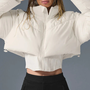 Chaqueta acolchada de ropa de mujer de bajo precio hecha en Pakistán 2025 Chaqueta acolchada de mujer recién llegada hecha en fábrica hecha en Pakistán - Product Image 4