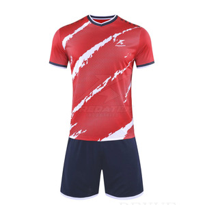 Uniforme de fútbol de poliéster 100% personalizable, ropa de equipo de alta calidad disponible en varios colores personalizados - Product Image 1