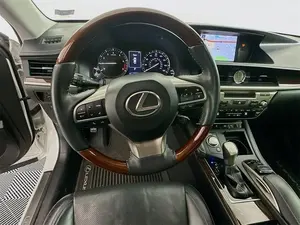Lexus ES 350 Base 2017 - Product Image 6