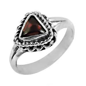 แหวนเงินแท้ 925 รูปทรงสามเหลี่ยม ประดับด้วยพลอยเพทายธรรมชาติ ชุบโรเดียม พร้อมใบรับรอง IGI เทคโนโลยีการฝังแบบ Bezel ของขวัญเครื่องประดับสำหรับผู้หญิง - Product Image 2