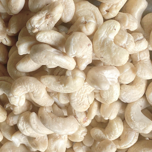 Anacardos crudos de gran oferta W180, anacardos WW180, WW240, WW320, embalaje de etiqueta privada SANTIGO disponible - Product Image 1