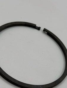 5541228900 Segment de piston à emboîtement robuste pour l'étanchéité des cylindres haute pression dans les moteurs miniers et les compresseurs industriels - Product Image 4