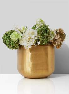 Vase à fleurs en fer martelé de style indien antique, design côtier, luxe, personnalisable, pour la décoration de la maison et les événements - Product Image 4