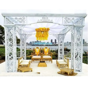 Mandap Metálico Contemporáneo para Bodas al Aire Libre, Decoración de Mandap Metálico Moderno para Bodas en la Playa, Decoración de Mandap Metálico de Ensueño para Bodas en Estados Unidos - Product Image 1