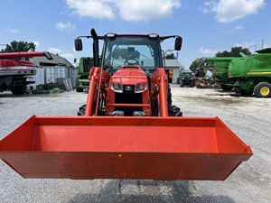 Tractor M100GX 2011 de 100 CV con Tracción en las 4 Ruedas, Transmisión por Engranajes, Bomba de Caja de Cambios con Rodamientos - Product Image 4