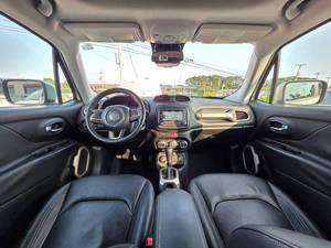 Voiture d'occasion de qualité abordable, Jeep Renegade édition Justice 2016, conduite à gauche - Product Image 2