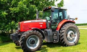 Bon état Massey Ferguson MF385/Nouveaux tracteurs et matériel agricole à vendre - Product Image 3