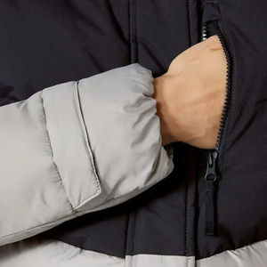 Chaqueta de Invierno Acolchada de Primera Calidad para Mujer con Capucha Ajustable con Cordón y Chaqueta de Burbujas Cálida y Elegante - Product Image 3