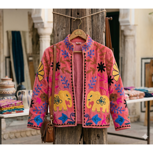 Veste en coton tricoté réversible Gulaabi Elefante, brodée à la main, motif floral Suzani, col montant, style Prairie Chic pour le printemps - Product Image 1