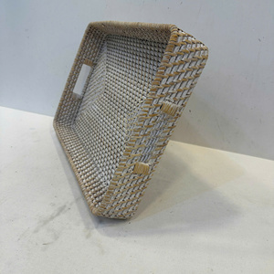 Plateau rectangulaire multifonctionnel en rotin - Product Image 3
