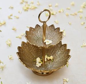 Bol à fruits de conception moderne fait à la main en aluminium poli et en laiton, taille personnalisable pour la décoration de la maison, type de plat - Product Image 3