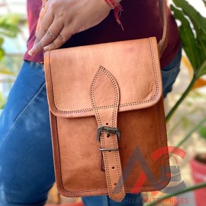 Bolsos cruzados de sillín de 7*9 pulgadas de cuero de cabra hecho a mano Vintage para mujer, bolsos de hombro con tirantes de cuero Real de calidad Premium 100% - Product Image 1