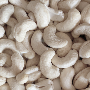 เม็ดมะม่วงหิมพานต์จากโรงงานที่เชื่อถือได้ เม็ดมะม่วงหิมพานต์ดิบ WW180, WW240, WW320, เม็ดมะม่วงหิมพานต์ LP 1 กก. บรรจุภัณฑ์แบบกำหนดเอง - Product Image 1