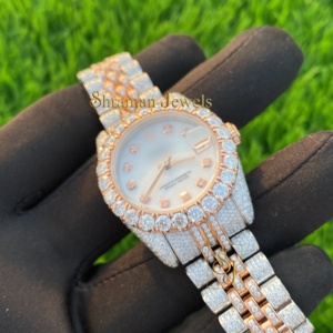 Dames Sport <span class=keywords><strong>White</strong></span> Iced Out Horloge Met Grotere Diamanten Moeder Parel Wijzerplaat Roestvrij Staal Band Hiphop Stijl Geschenkcollectie - Product Image 5