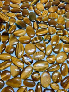 คริสตัลควอตซ์ธรรมชาติทรงหลวมตาเสือสีเหลืองสำหรับตกแต่งจักระจิตวิญญาณเรกิเกรดสูง - Product Image 3