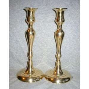 Bougeoir en laiton le plus vendu avec un design de coupe complexe et une finition de qualité supérieure faite à la main pour des décorations élégantes et événementielles - Product Image 6