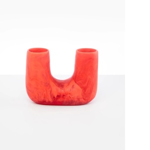 Haute Vente Résine Vases À Fleurs Personnalisé De Haute Qualité Moderne À La Main Résine Intérieur Extérieur Décoration De La Maison De Mariage - Product Image 1