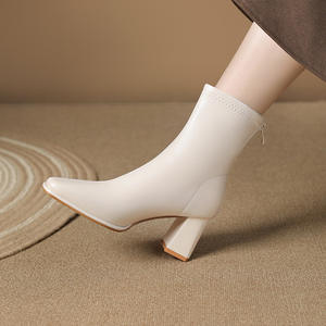 รองเท้าส้นสูงหัวแหลมสำหรับผู้หญิง รองเท้าส้นเข็มหนังนิ่ม สวมใส่สบาย เหมาะสำหรับใส่ทำงานและไปงานปาร์ตี้ - Product Image 3